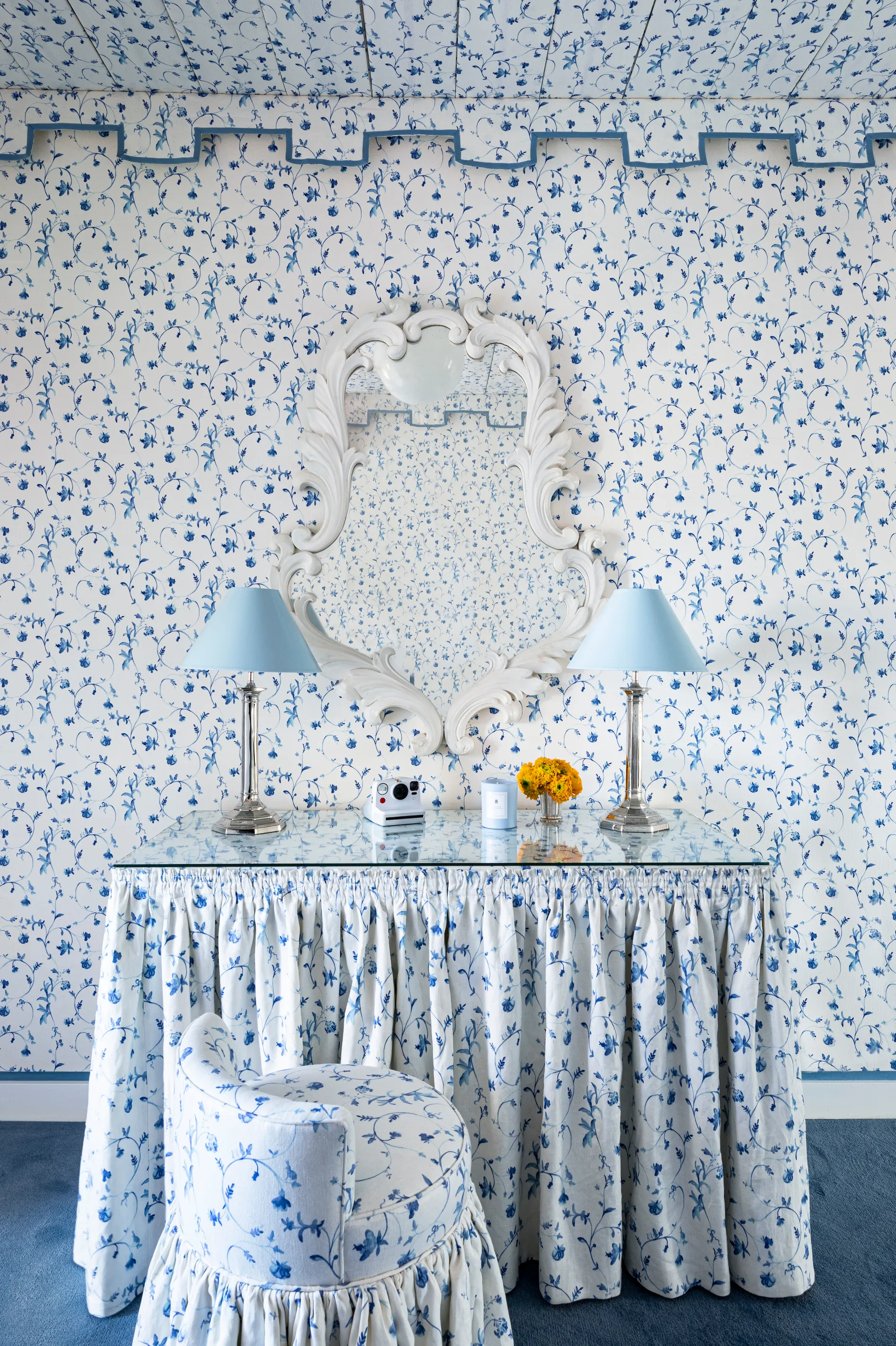 Clay Coated Wallpaper - Butter Pond Floral