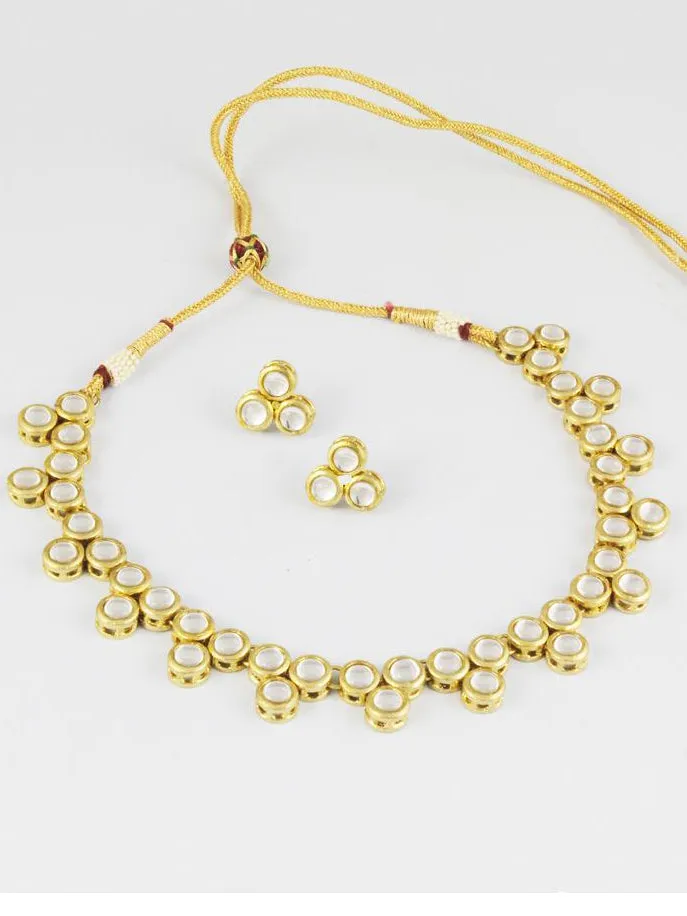 Domical Kundan Set