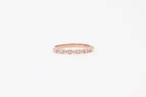 Rose Gold Alternating Shapes Diamond Band